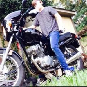 Meet your Posher, Eric